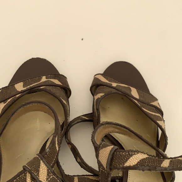 Brown Kelly and Katie heels - Picture 14 of 17